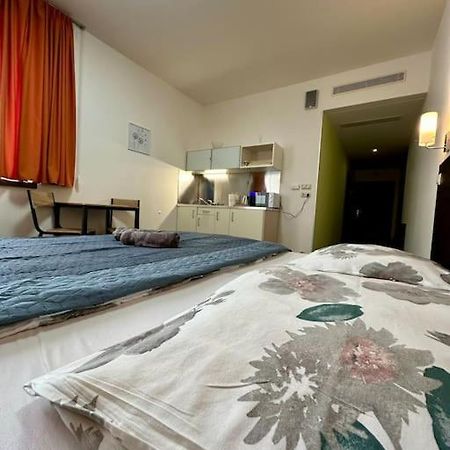 Apartman Priamo Na Hlavnej Ulici Košice Eksteriør billede